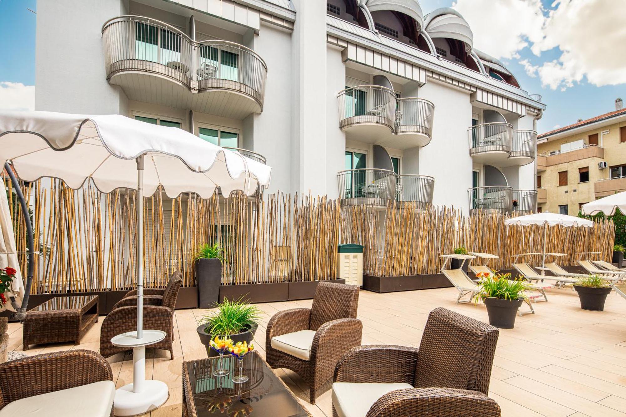 Park Hotel Λινιάνο Σαμπιαντόρο Εξωτερικό φωτογραφία